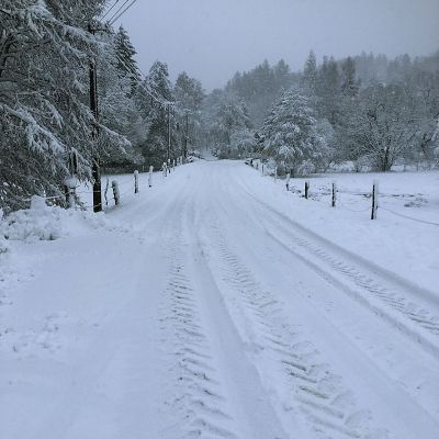 2019 01 : Leden se sněhem v Nové Perle. (fotografie Gábina Náhlíková) 
